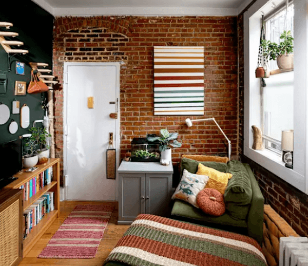 Moving Into a Smaller Apartment in Brooklyn? Storage Strategies That Help 